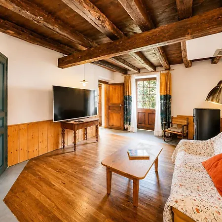 Feriehus Le Poutore - A Romantic Retreat & Secret Garden Saint-Jean-du-Castillonnais