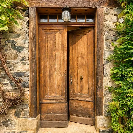 Le Poutore - A Romantic Retreat & Secret Garden Feriehus *
